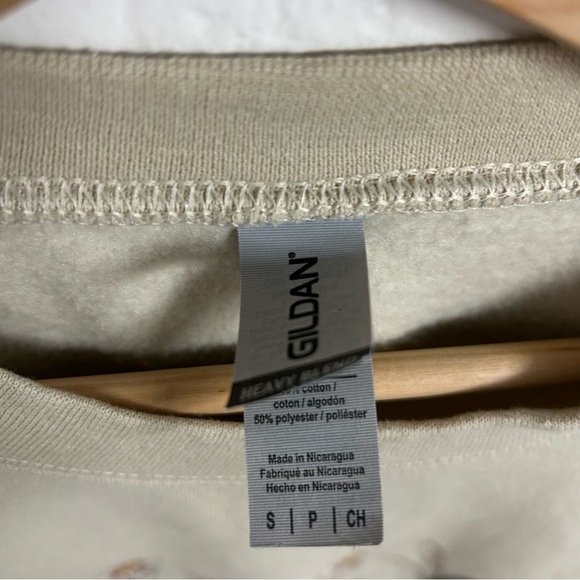 Cream Daisy Floral Script Graphic Crew Sweatshirt, Size S - Picture 4 of 6